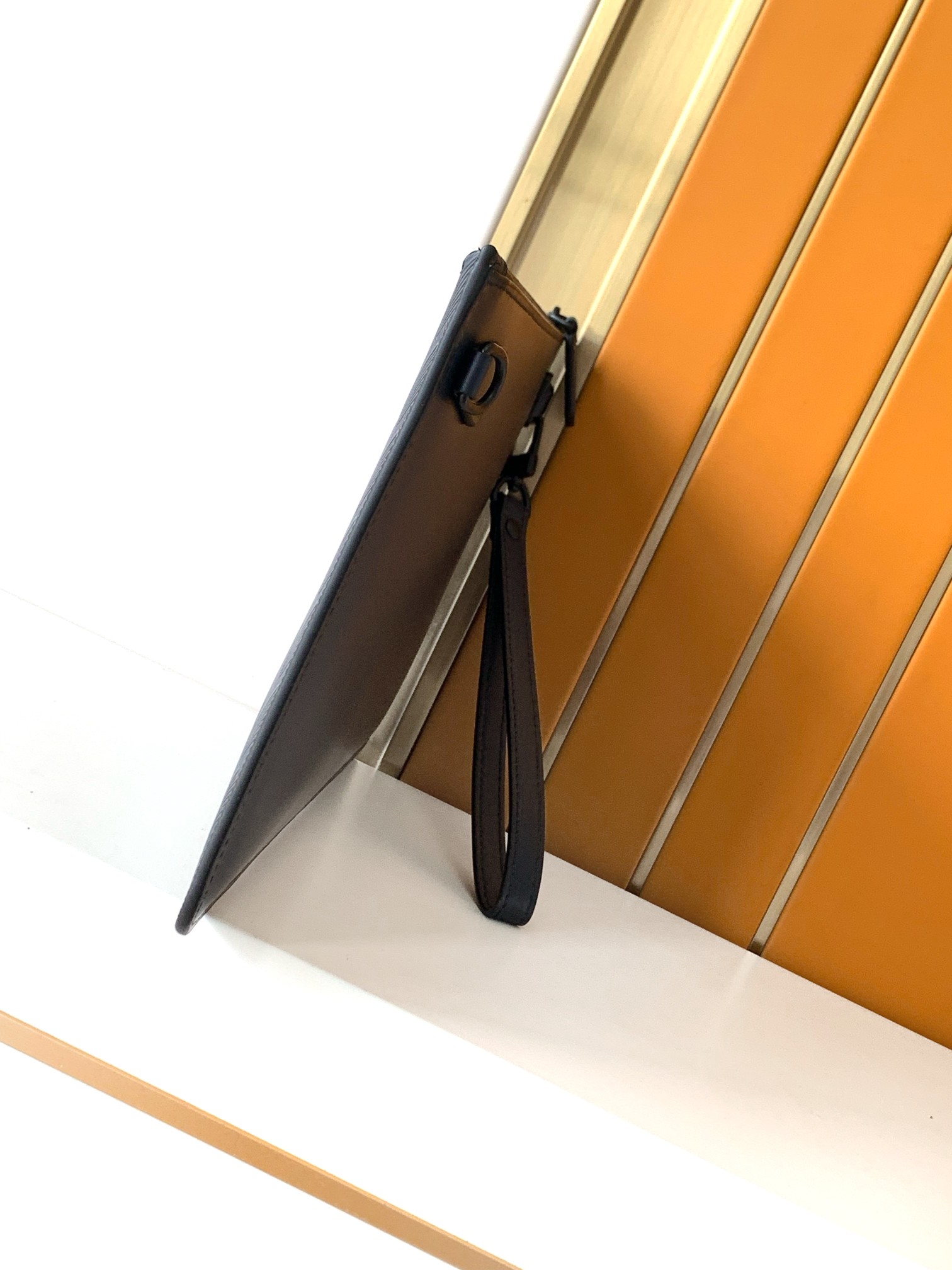 Pochette en cuir gaufré pour h - Card Top Loader avis et prix